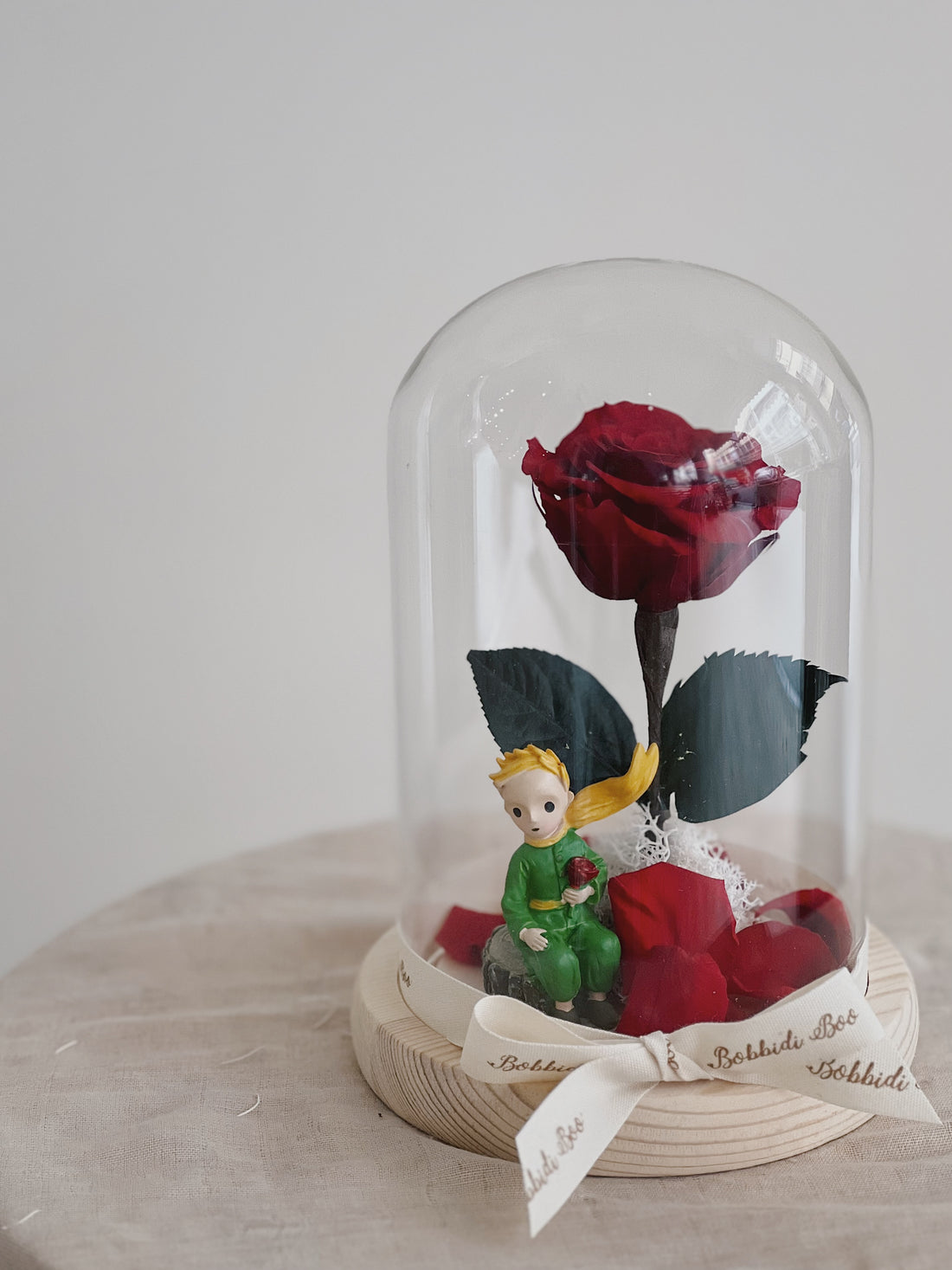 小王子：獨一無二的他 永生紅玫瑰花玻璃盅罩